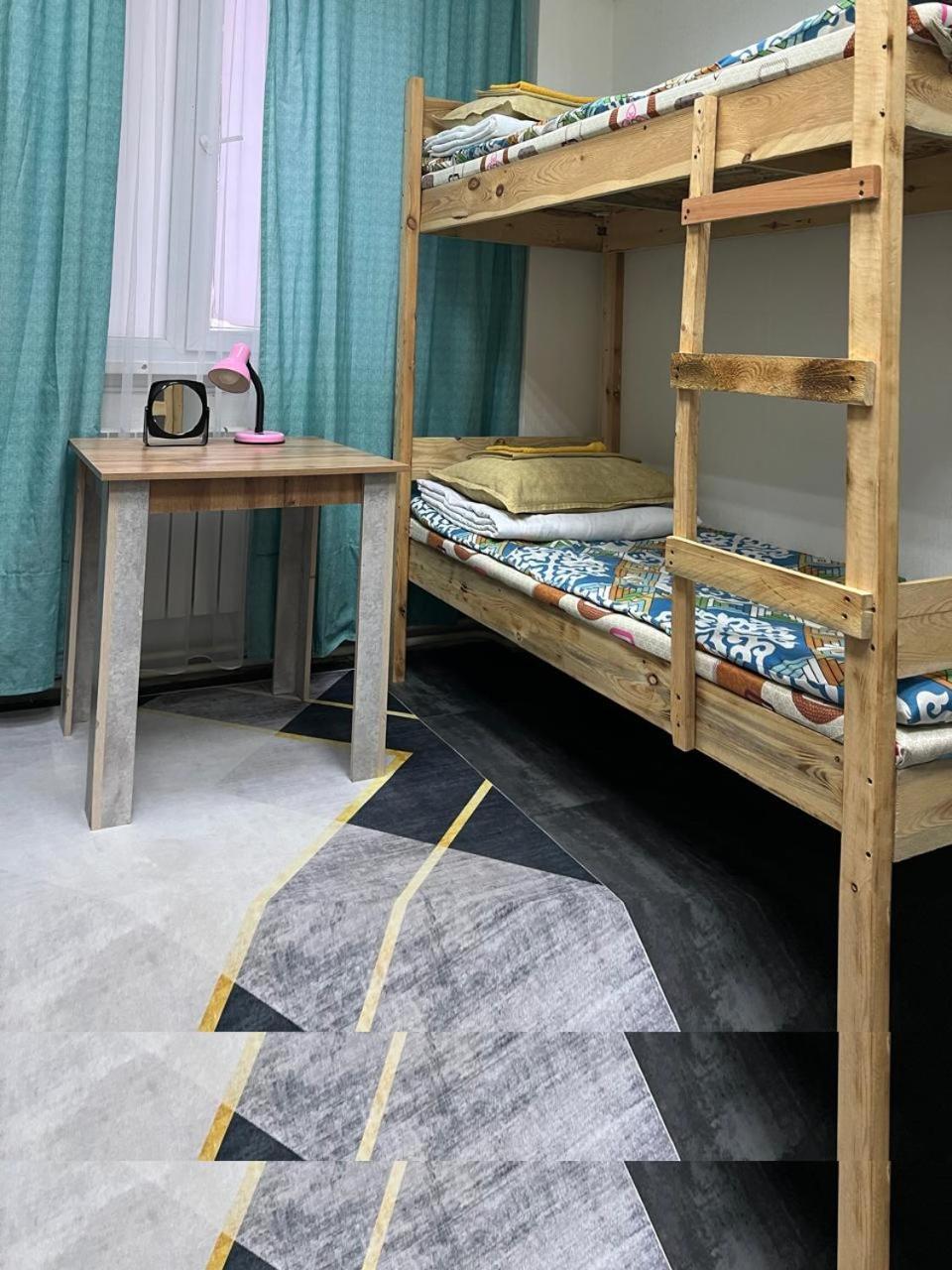 Hostel Del Luna Almaty Luaran gambar